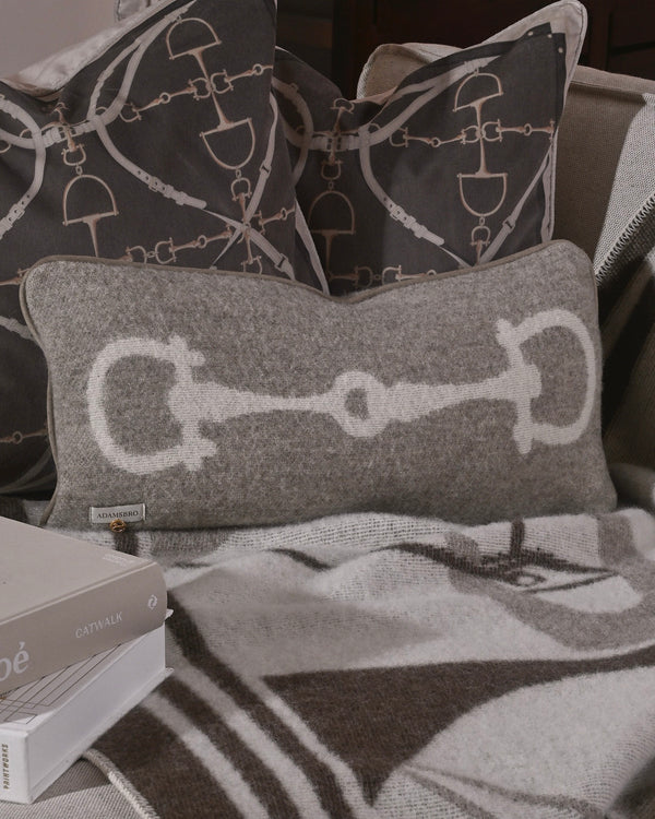 Luxury Cushion in 100% New Zealand Lambswool Beige Melange Retro