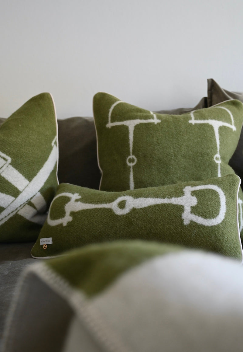 RETRO CUSHION NZ WOOL MOSS