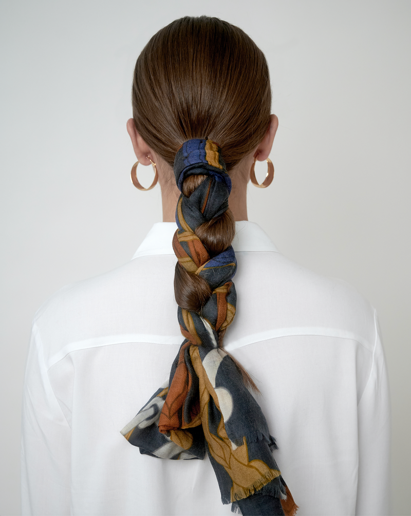 100% CASHMERE SCARF BRIDLE NAVY