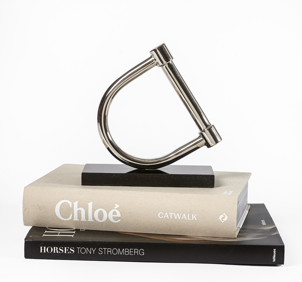 Stirrup Decor Silver with Black Marble stand