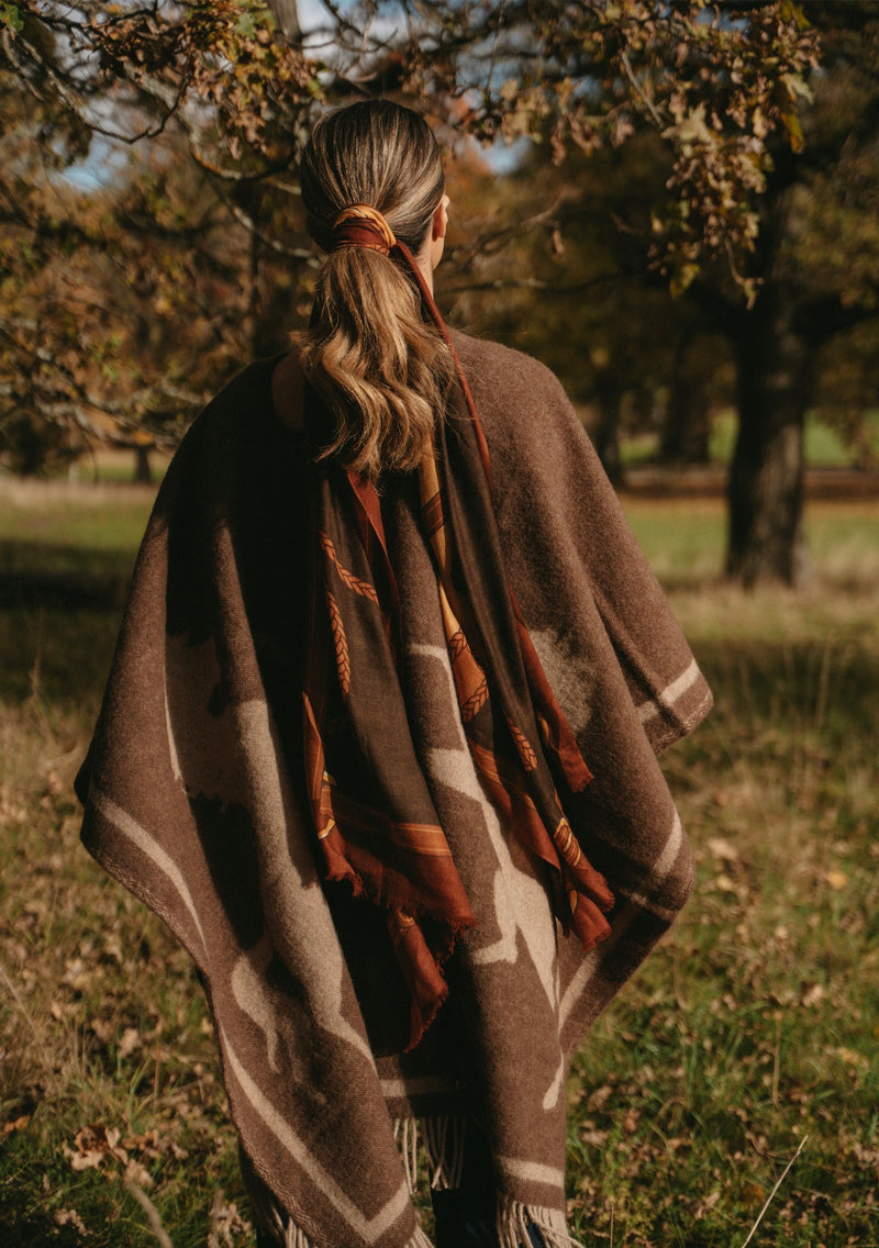 Poncho Horse Lambswool